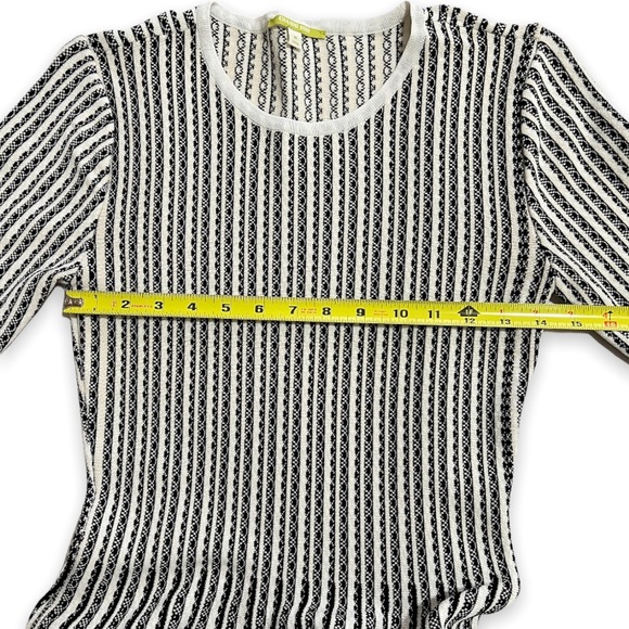 GIANNI BINI Knit Sweater Dress Midi Fit Flare Ivory Black Stripe Size Medium - Picture 8 of 9